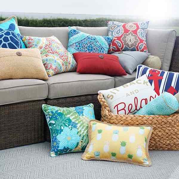 HOT! Indoor/Outdoor Throw Pillows Just 7.19/Each At Kohl's